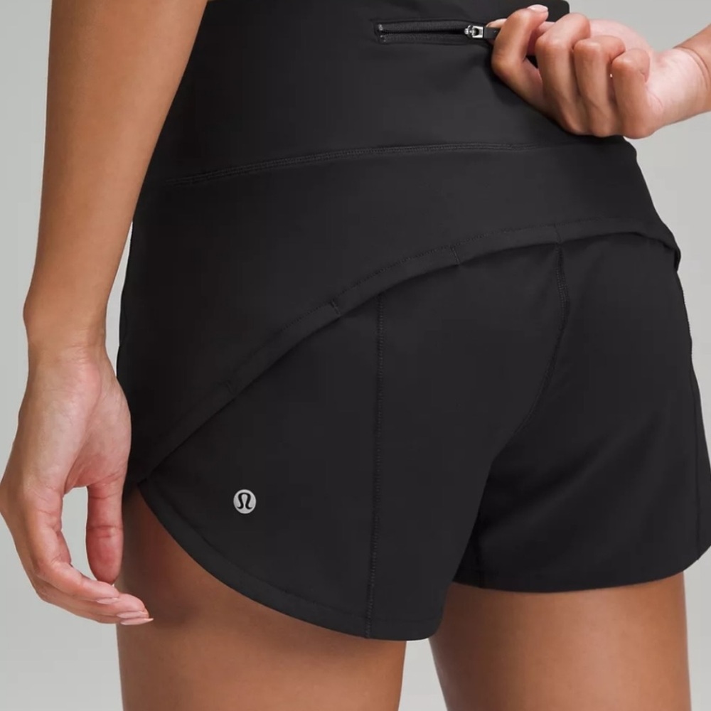 Black lululemon speed up mid rise 4” shorts